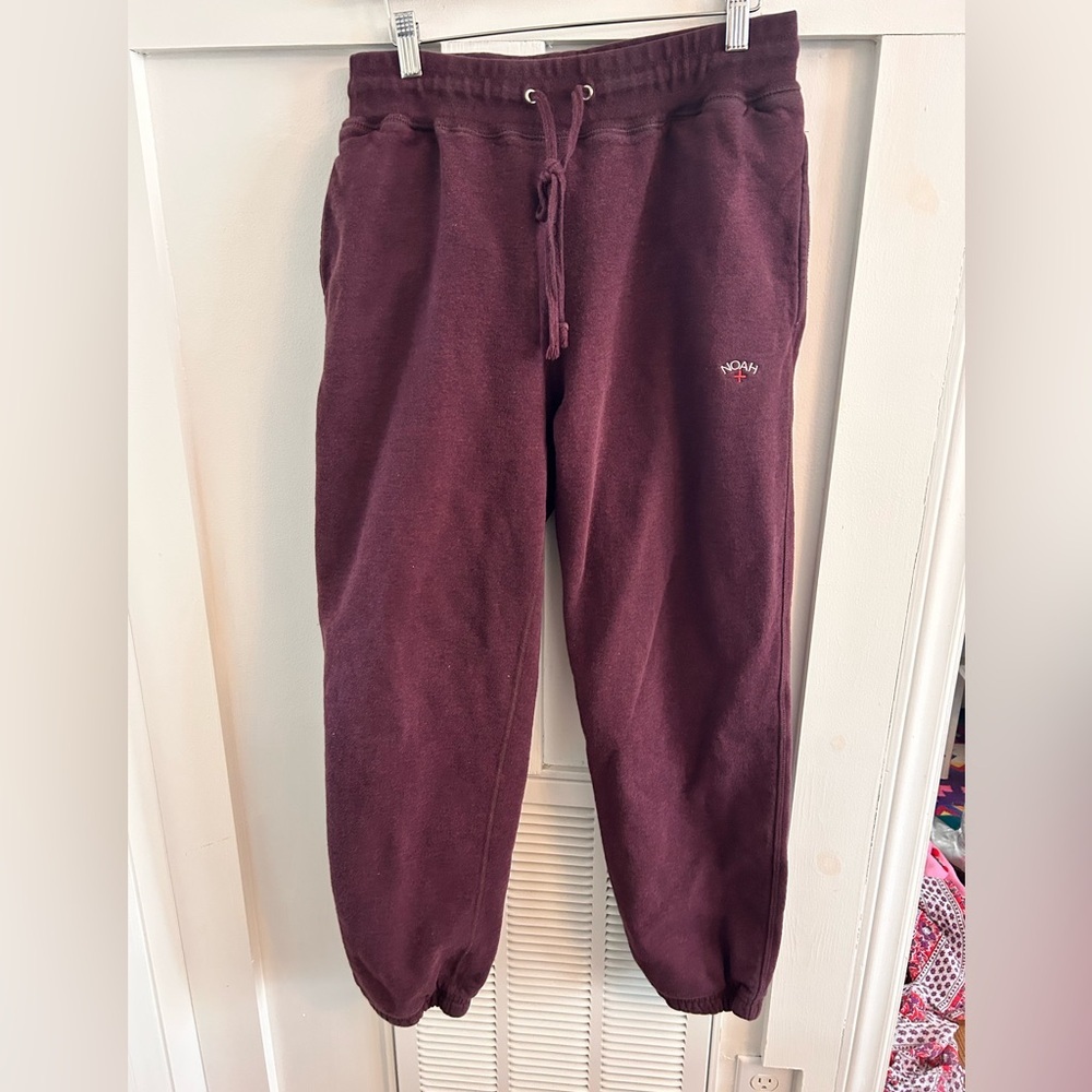 Noah Classic Sweatpant Joggers Burgundy size large